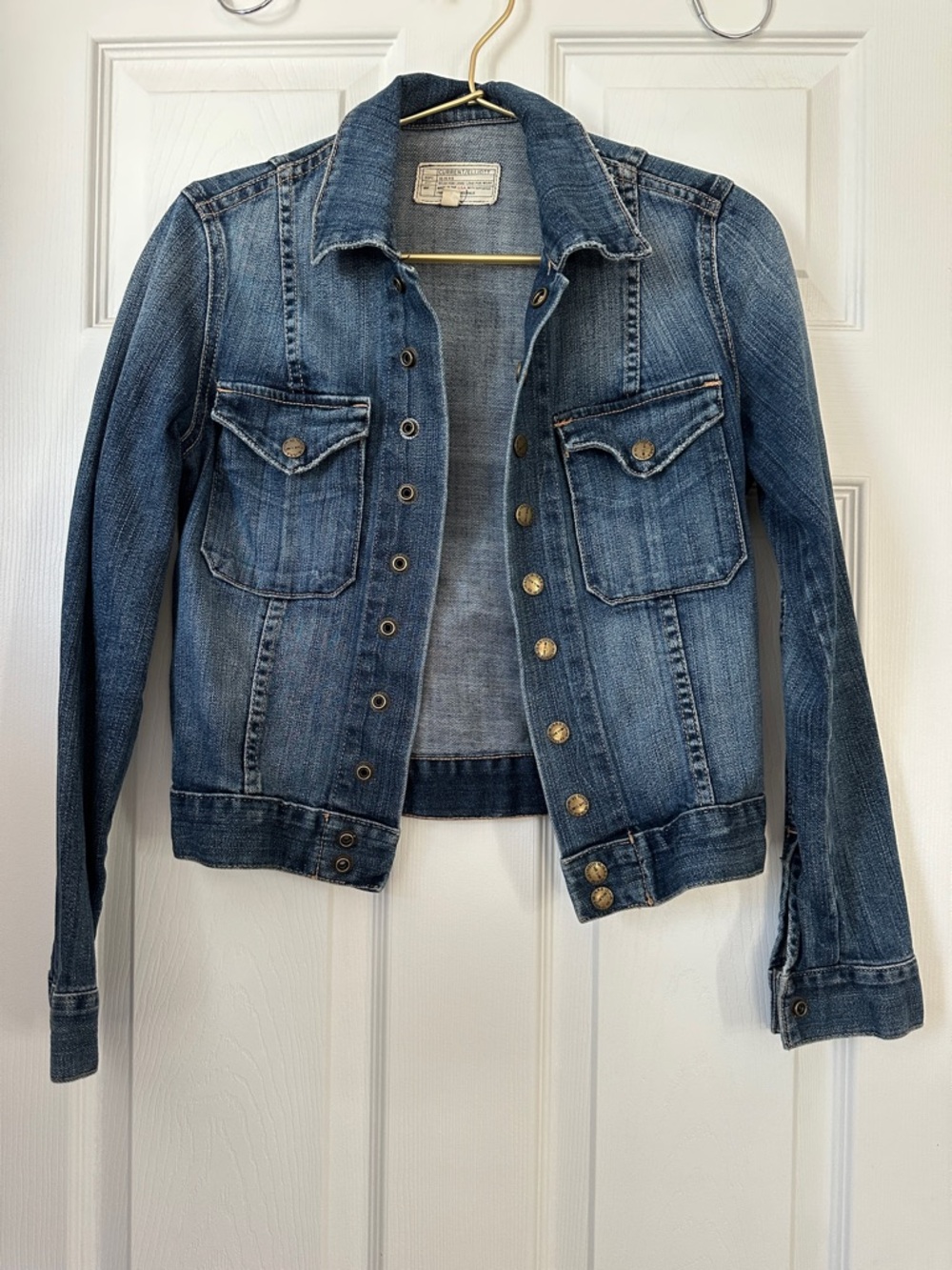 Dark Wash Cropped Denim Jacket - Classic Women’s Jean Jacket